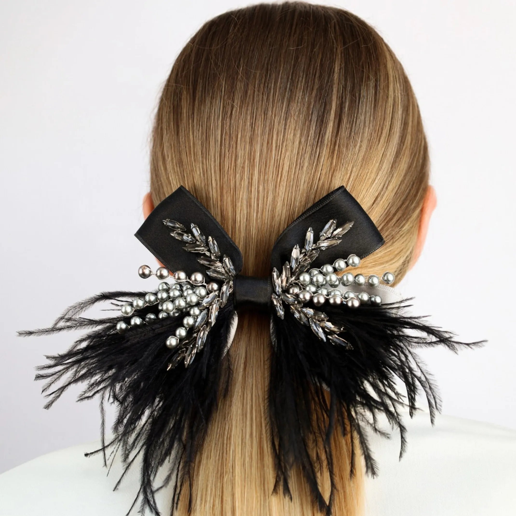 Бант Маргарет чорний із сріблястим